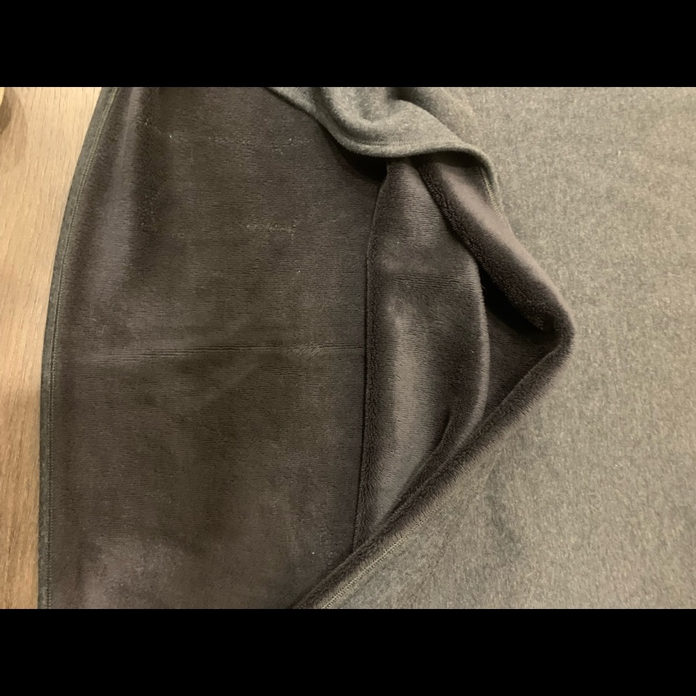 Lululemon Customizable Reversible Snap Scarf - image 3